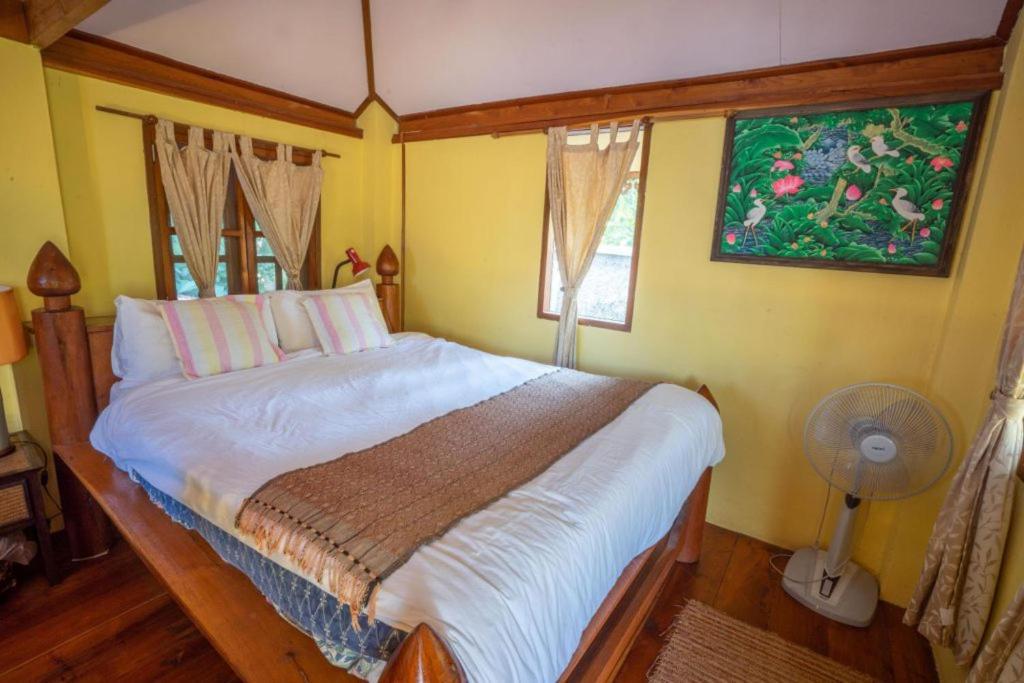 Aerie Lodge Pang Mapha Bagian luar foto
